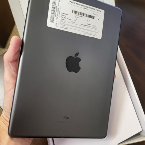 Apple iPad 7 32GB 10.2" WiFi. Very good - Picture 4 of 8